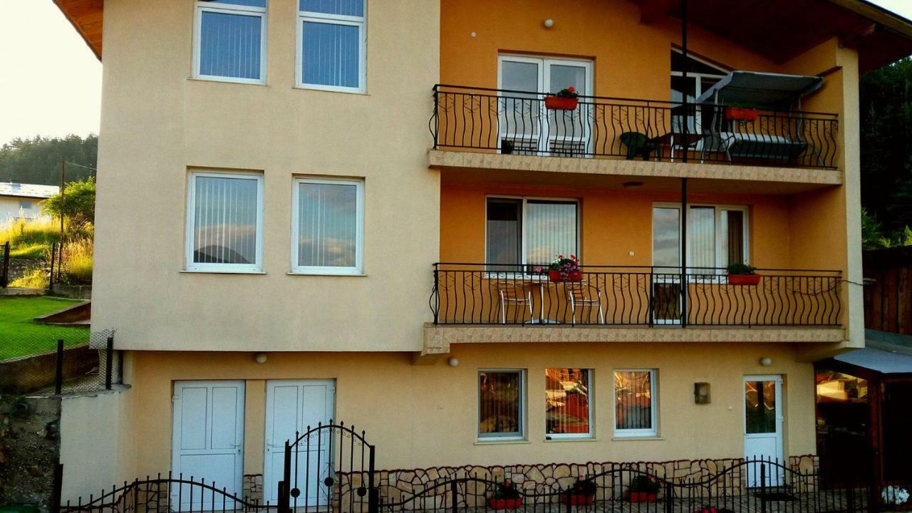 Къща за гости МЕЛИСА Borino Экстерьер фото